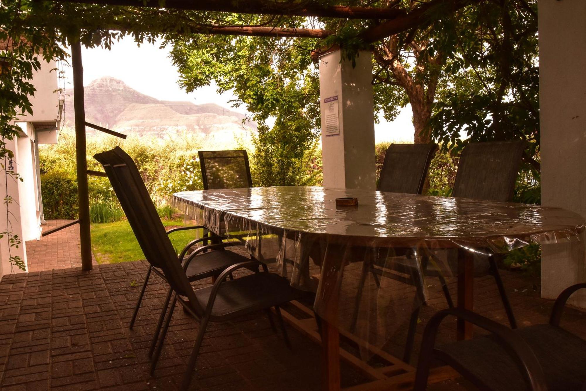 Collett House And Lavender Cottage Clarens Exterior photo